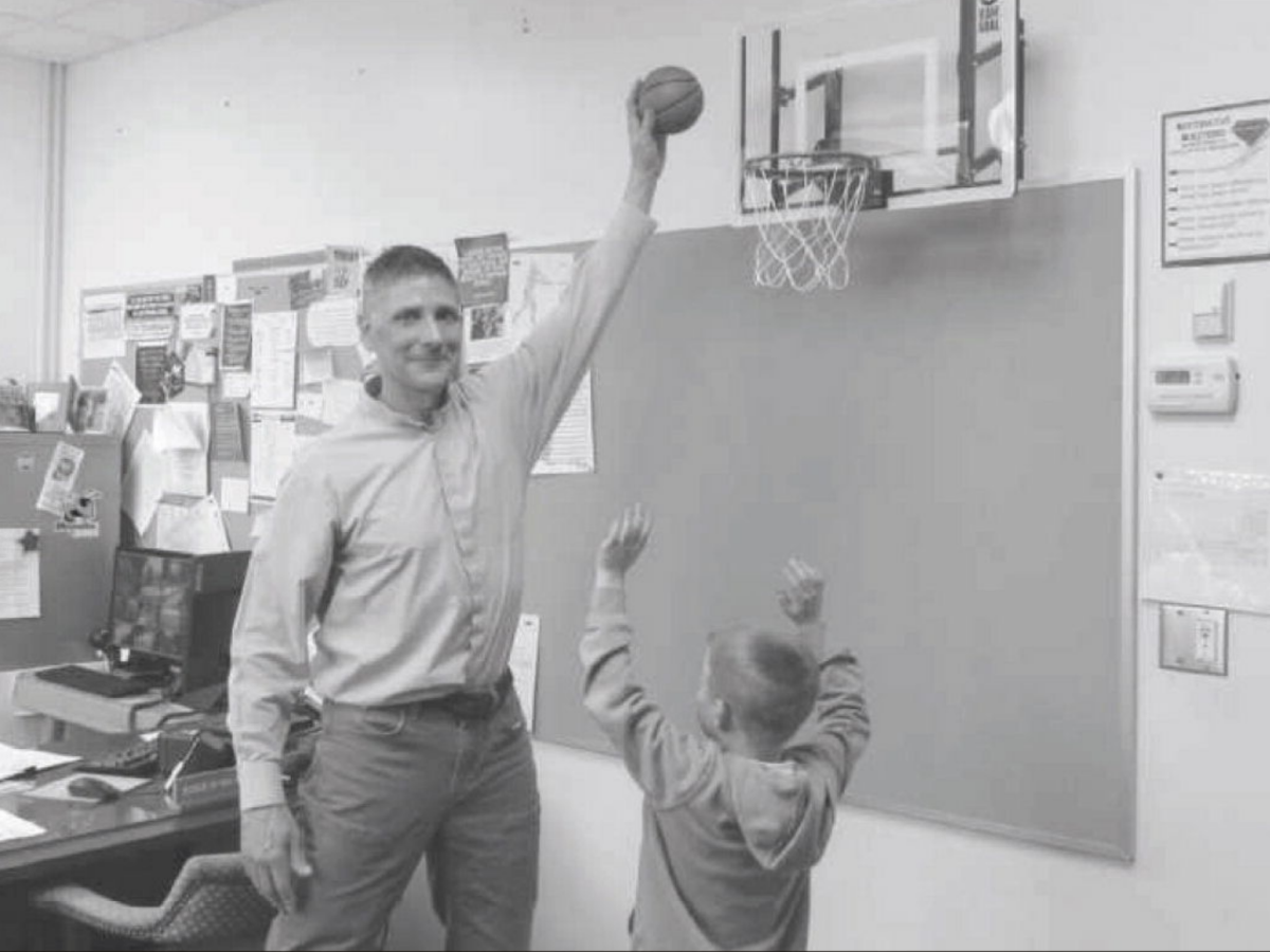 Valleyview Elementary School principal retiring after 22 years